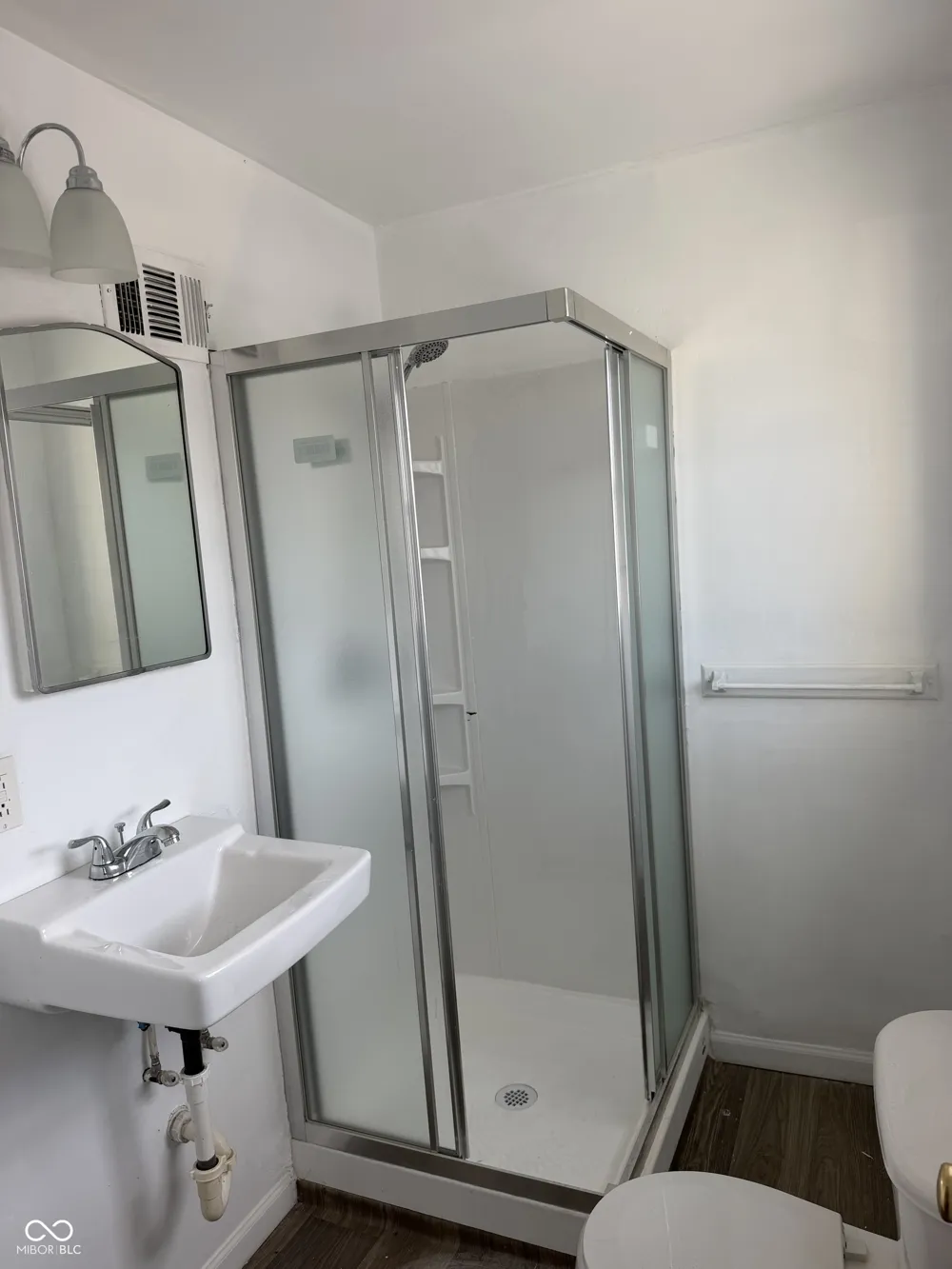 3015 S Holt #A Indianapolis, IN 46221