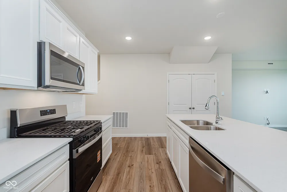 728 Garrow Drive Westfield, IN 46074