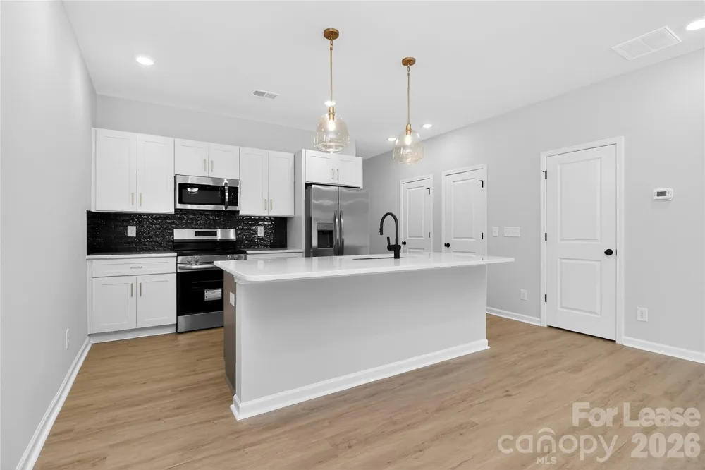 333 Hoskins Road Charlotte, NC 28216