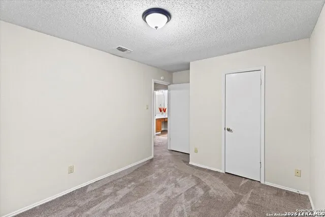 7733 Forest Live Oak, TX 78233