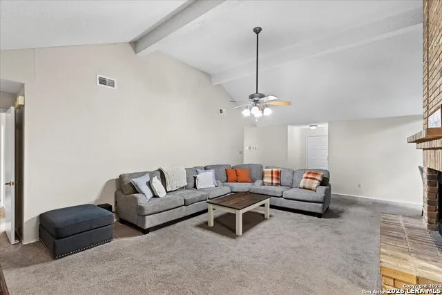 7733 Forest Live Oak, TX 78233