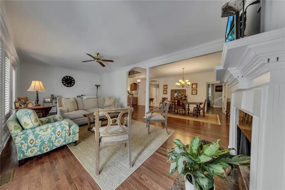 5996 Mitchell Road #21 Sandy Springs, GA 30328
