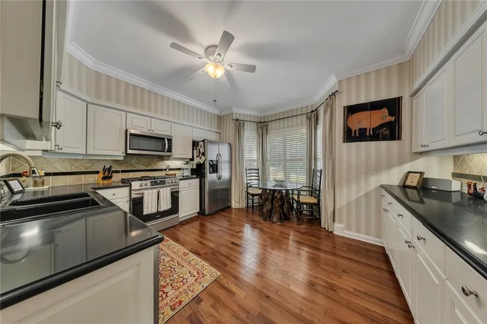 5996 Mitchell Road #21 Sandy Springs, GA 30328