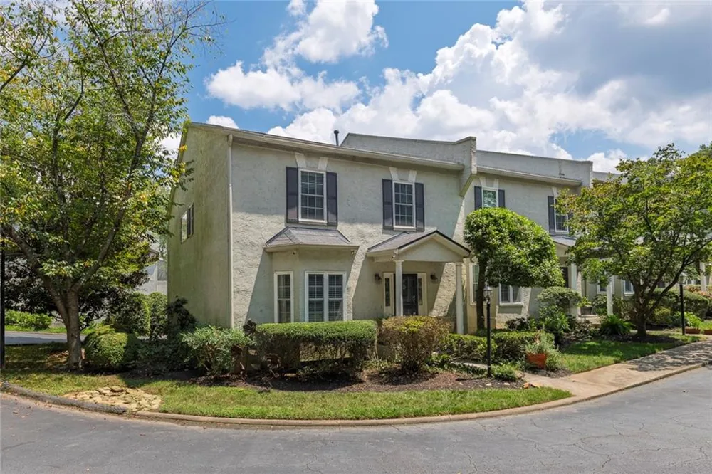 5996 Mitchell Road #21 Sandy Springs, GA 30328
