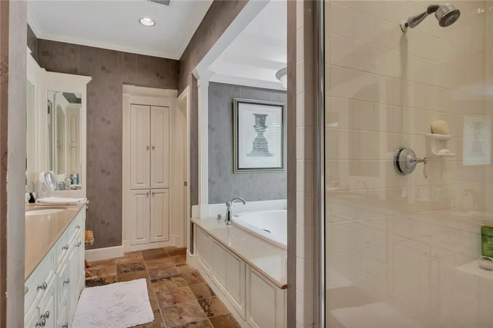 5996 Mitchell Road #21 Sandy Springs, GA 30328