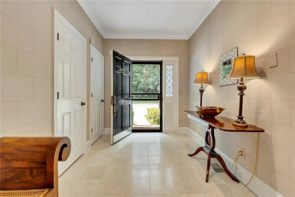5996 Mitchell Road #21 Sandy Springs, GA 30328