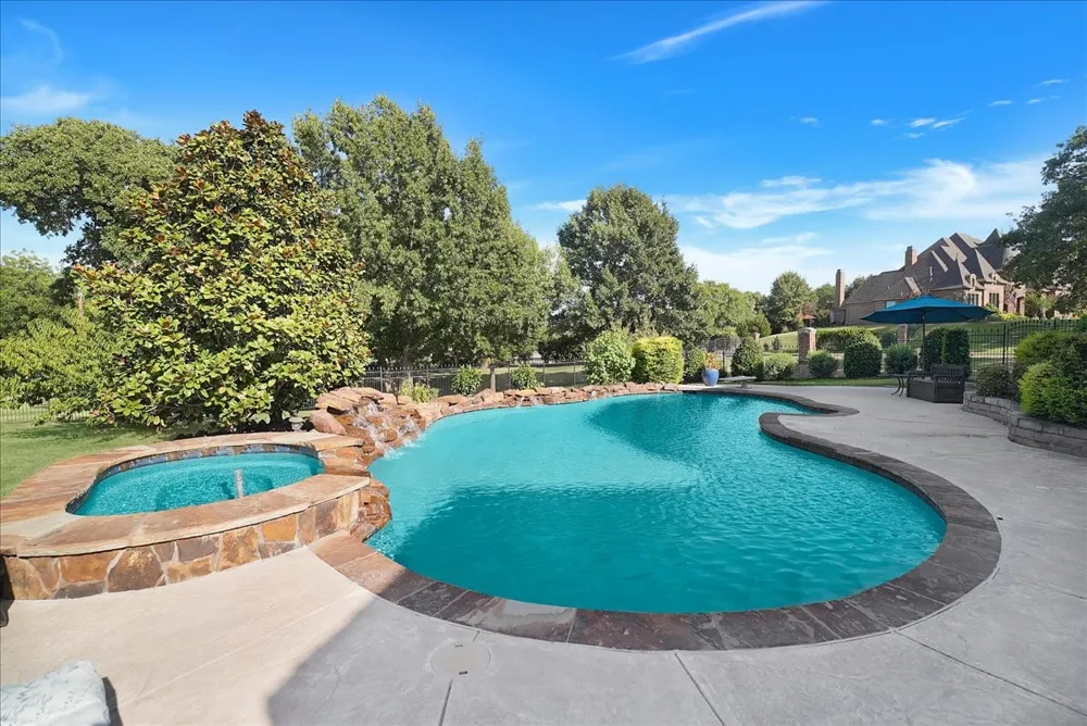 1617 Overlook Terrace Keller, TX 76262