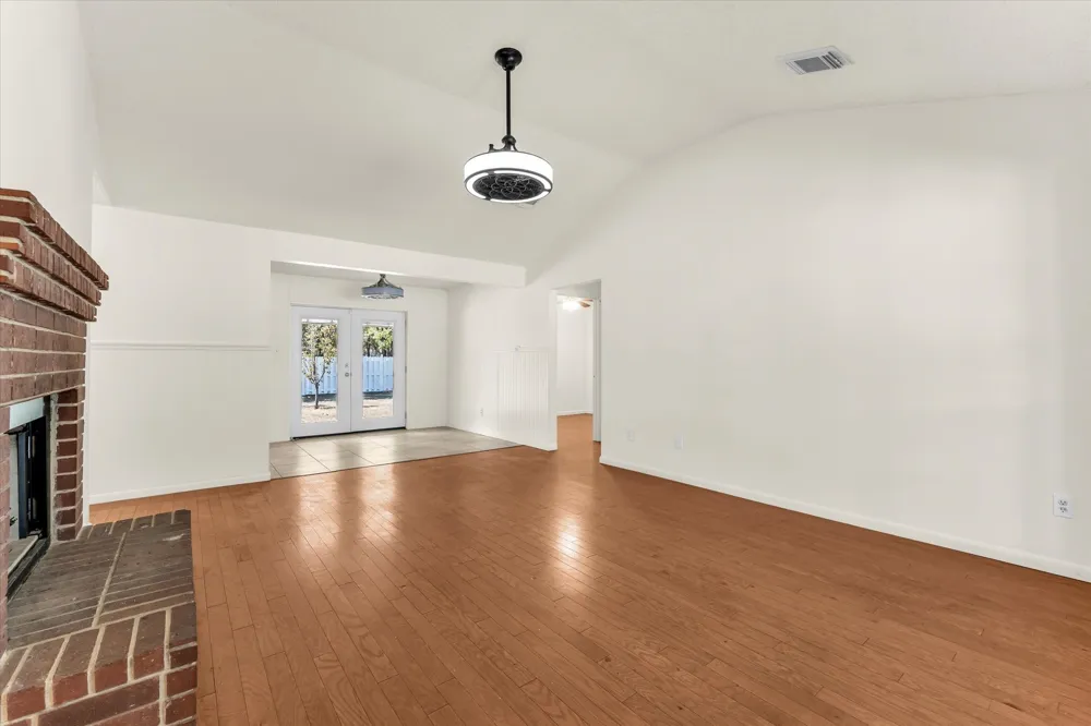 4626 Lexington Street Bellmead, TX 76705