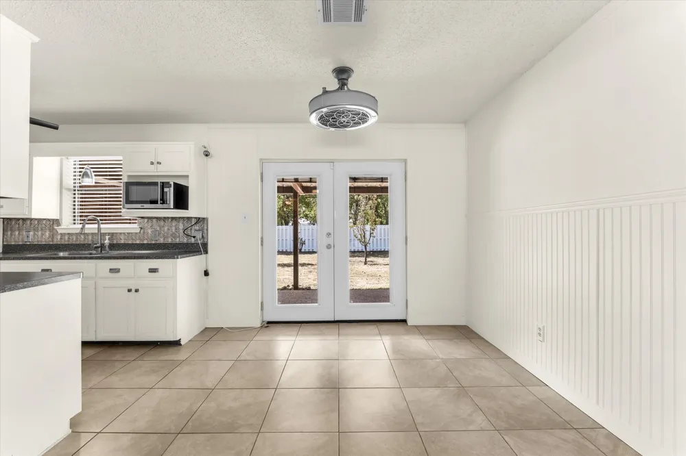4626 Lexington Street Bellmead, TX 76705