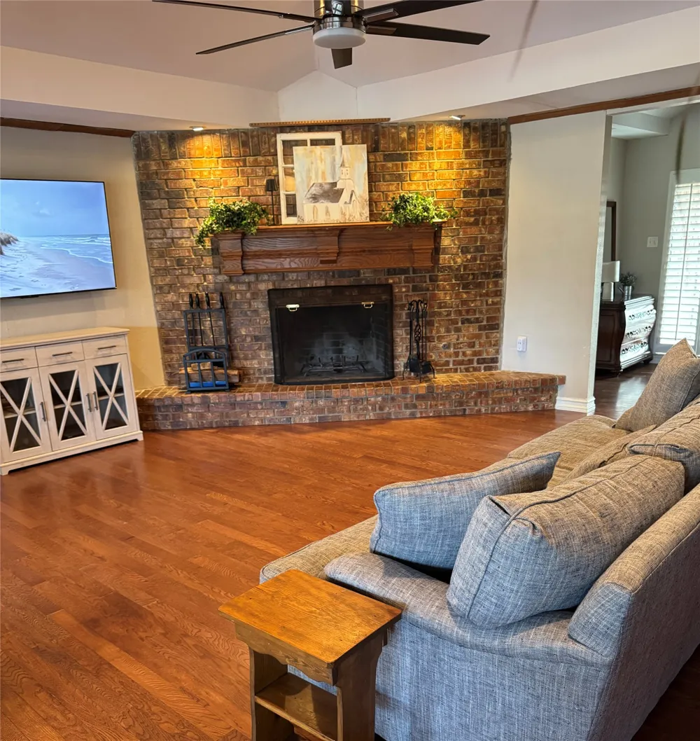 202 Suntide Drive Sunnyvale, TX 75182