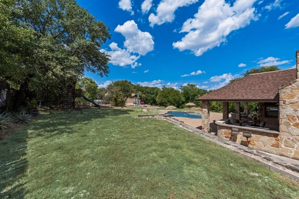 1205 Florence Drive Azle, TX 76020