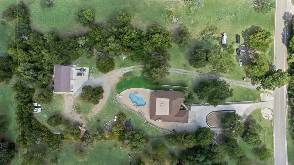 1205 Florence Drive Azle, TX 76020