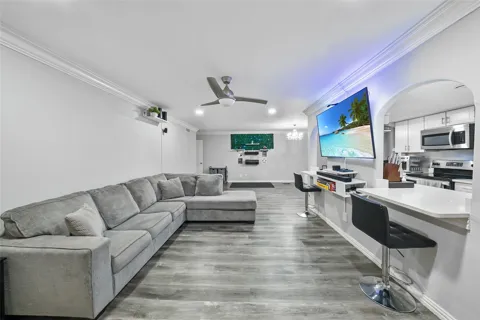 552 E Avenue J #D