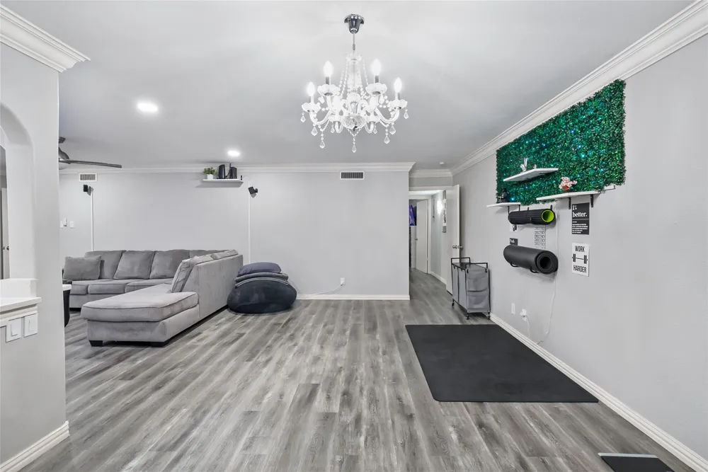 552 E Avenue J #D Grand Prairie, TX 75050