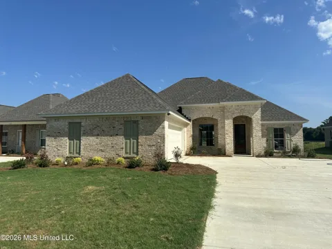 416 Old Maple Cove