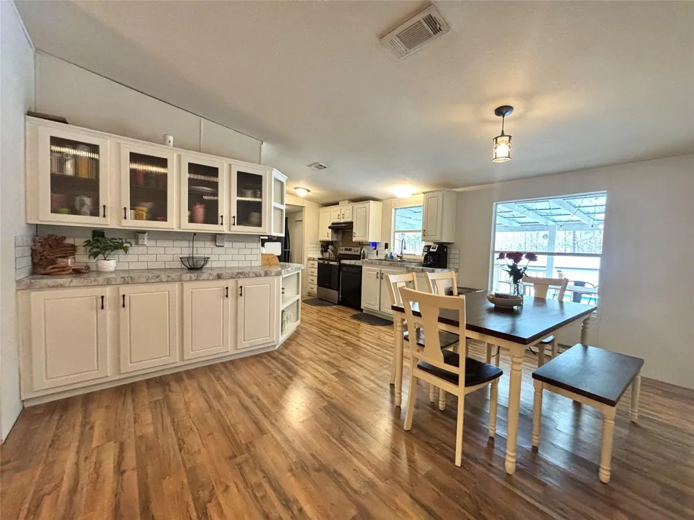 1580 Fm 1745 Colmesneil, TX 75938