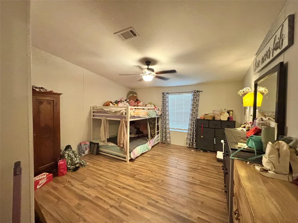 1580 Fm 1745 Colmesneil, TX 75938