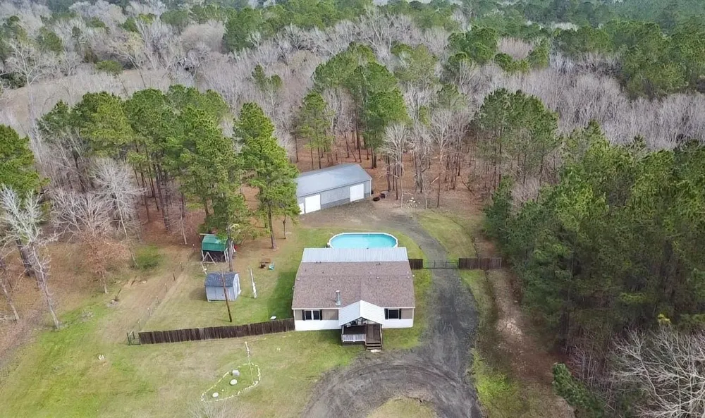 1580 Fm 1745 Colmesneil, TX 75938