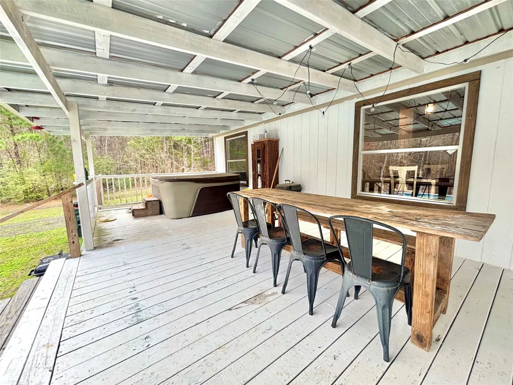 1580 Fm 1745 Colmesneil, TX 75938