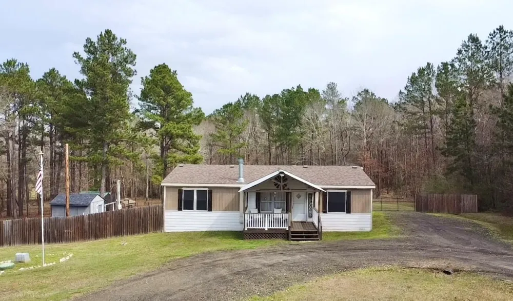 1580 Fm 1745 Colmesneil, TX 75938