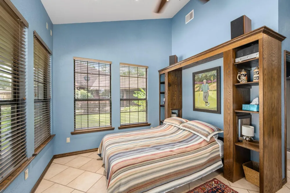 1214 Piney Woods Road Alleyton, TX 78935