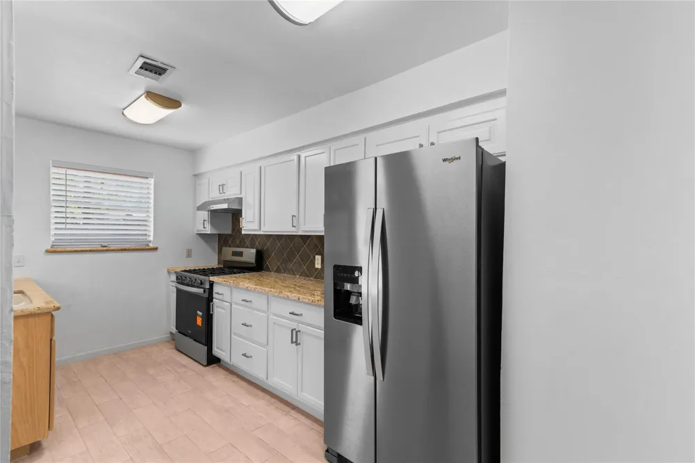 5607 Viking Drive Houston, TX 77092