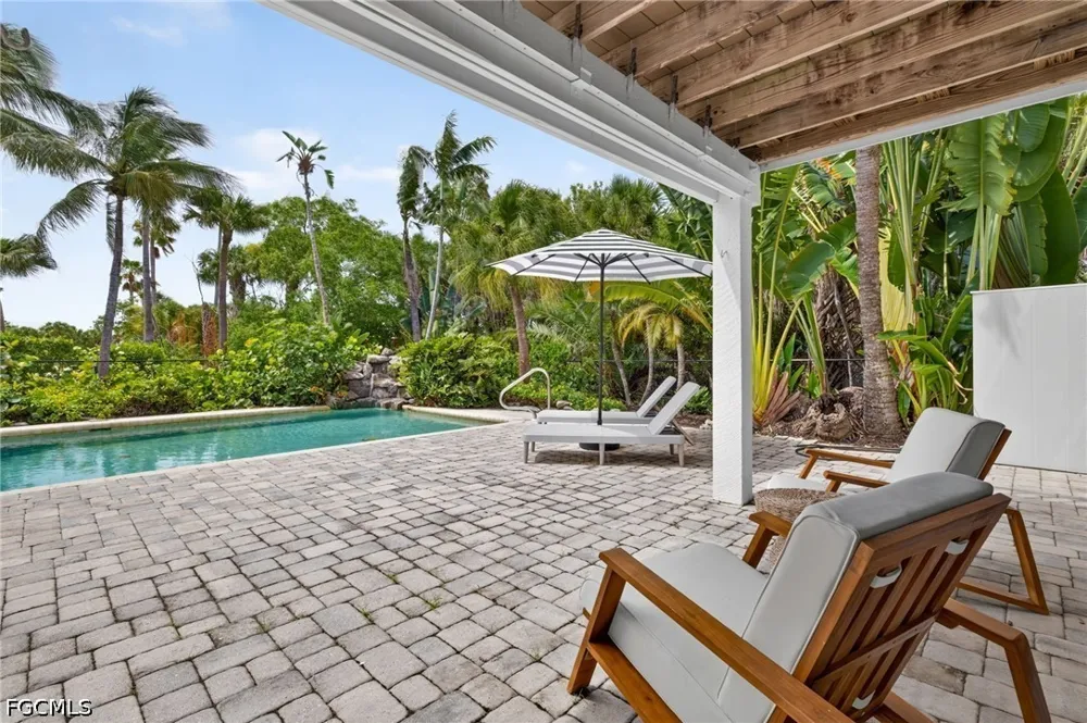 Buckthorn Lane Sanibel, FL 33957