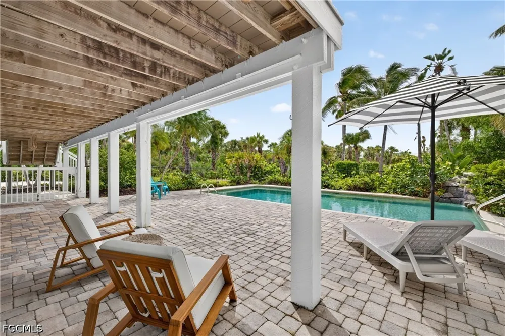 Buckthorn Lane Sanibel, FL 33957