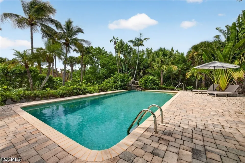Buckthorn Lane Sanibel, FL 33957