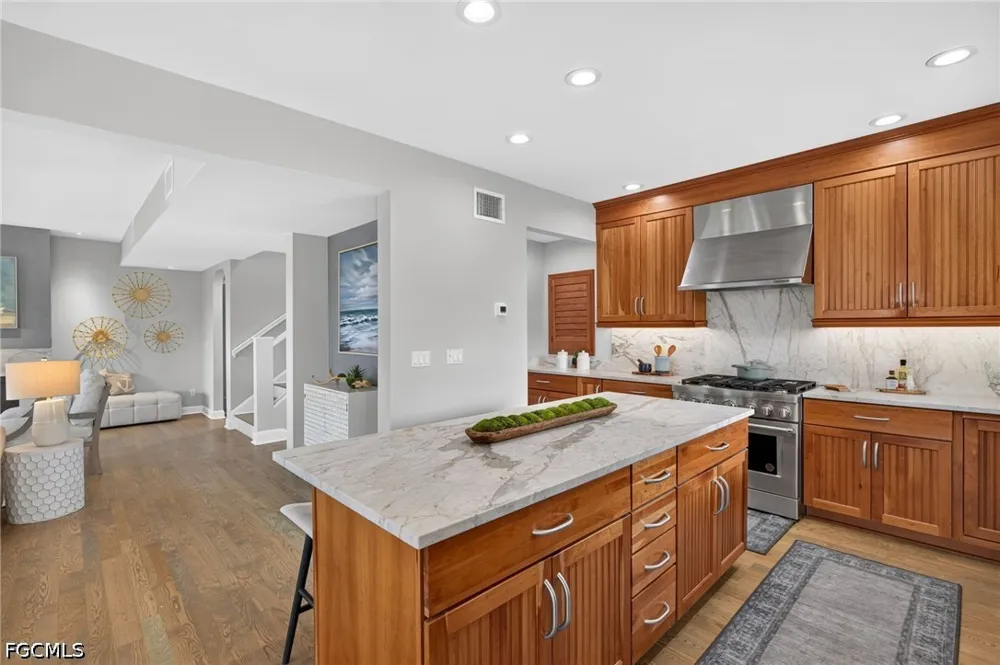 Buckthorn Lane Sanibel, FL 33957