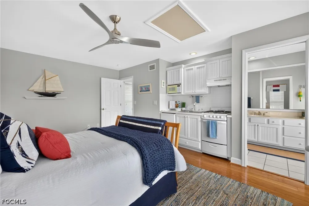 Buckthorn Lane Sanibel, FL 33957