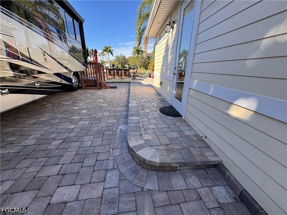E Riverbend Resort Boulevard Labelle, FL 33935