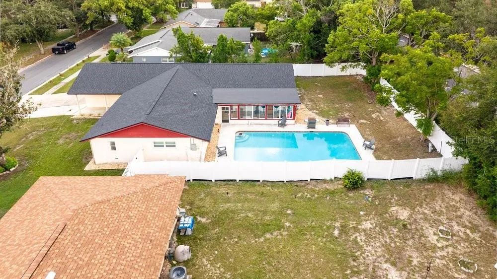 2086 WINNETKA COURT Orlando, FL 32818