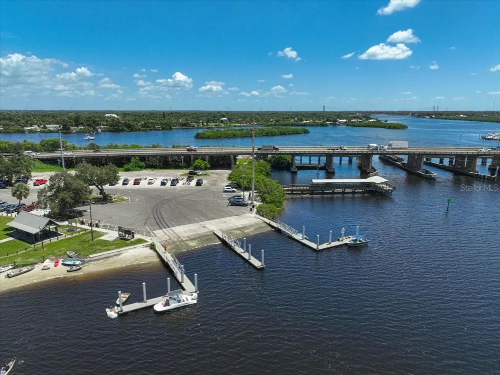 8814 RIVERLACHEN WAY Riverview, FL 33578