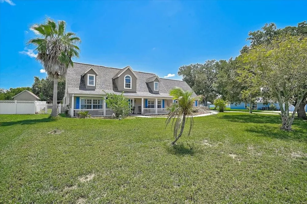 8814 RIVERLACHEN WAY Riverview, FL 33578