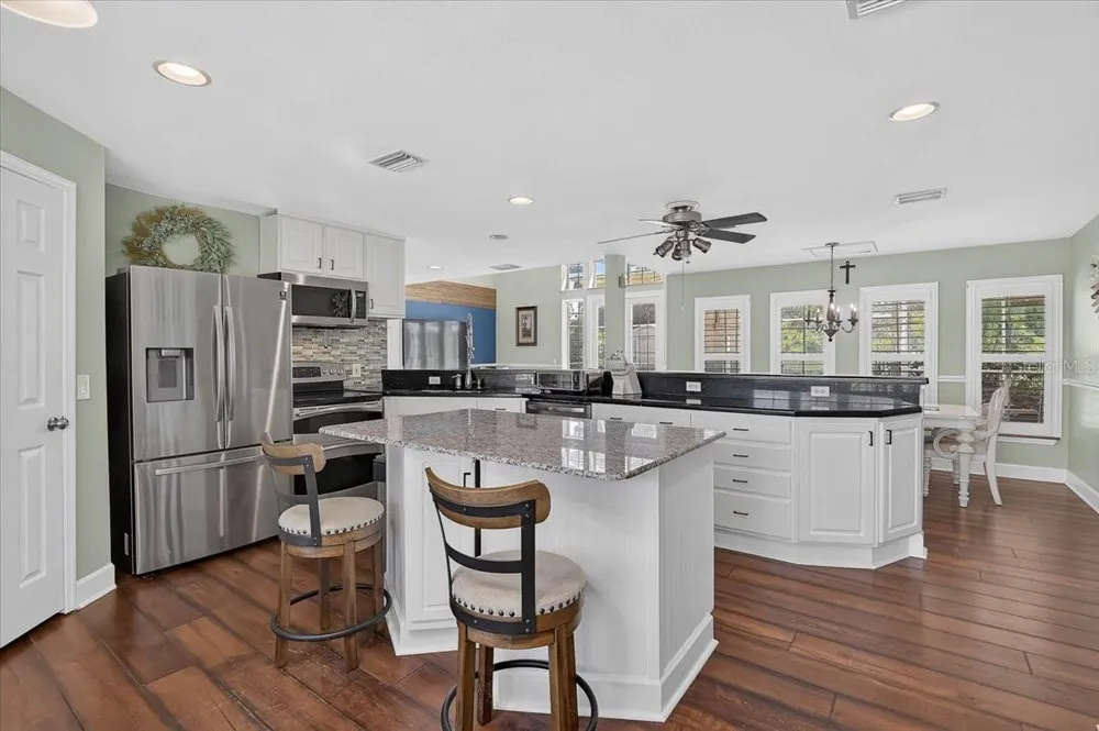 8814 RIVERLACHEN WAY Riverview, FL 33578