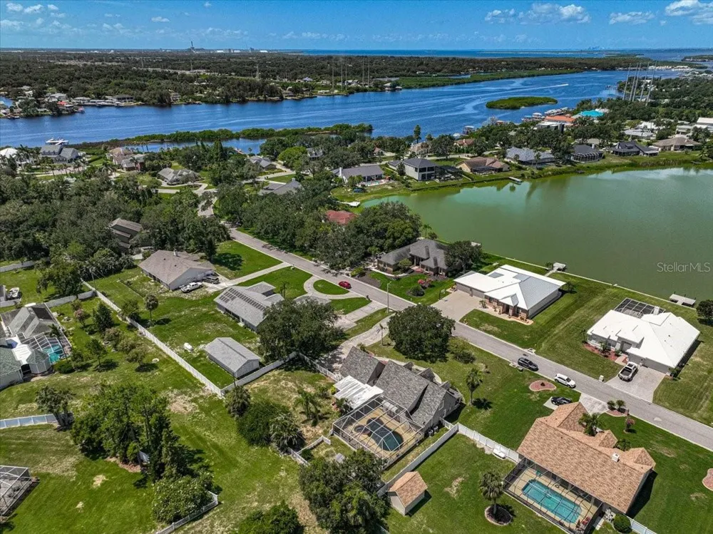 8814 RIVERLACHEN WAY Riverview, FL 33578