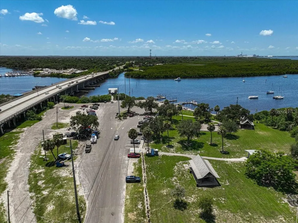 8814 RIVERLACHEN WAY Riverview, FL 33578