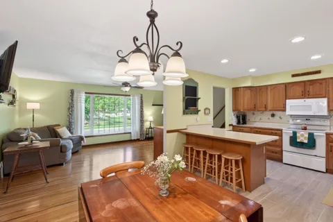 1094 Lowell Drive