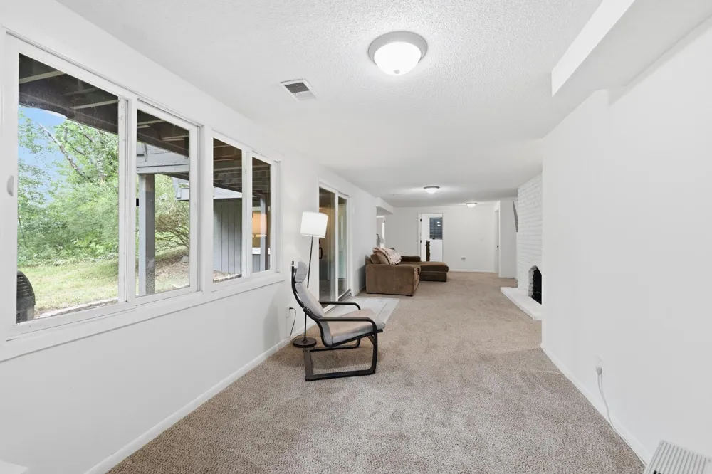 135 Sabra Court Apple Valley, MN 55124