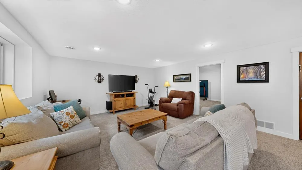 1448 Amco Drive SE Chatfield, MN 55923