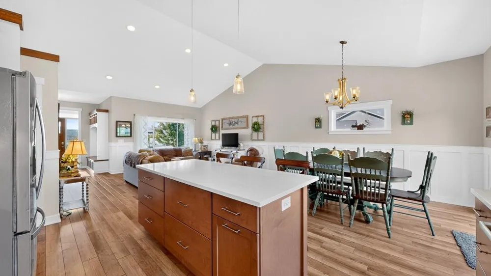 1448 Amco Drive SE Chatfield, MN 55923