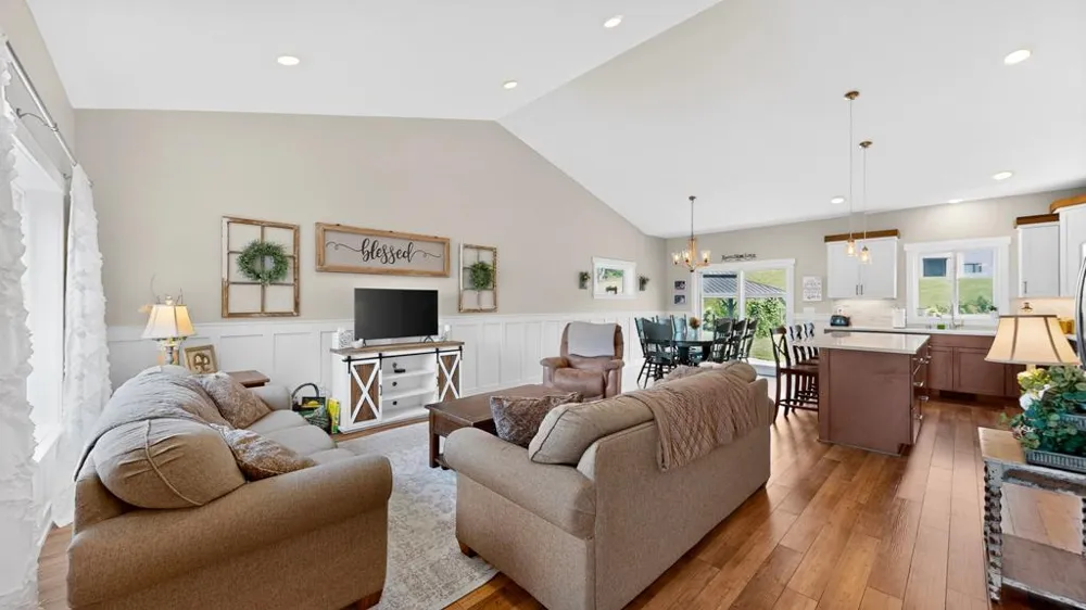 1448 Amco Drive SE Chatfield, MN 55923