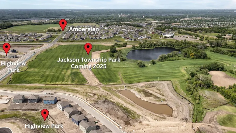 2095 Kestrel Drive Shakopee, MN 55379