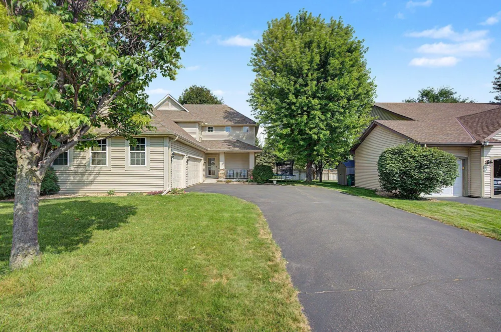 9906 Scott Avenue Brooklyn Park, MN 55443