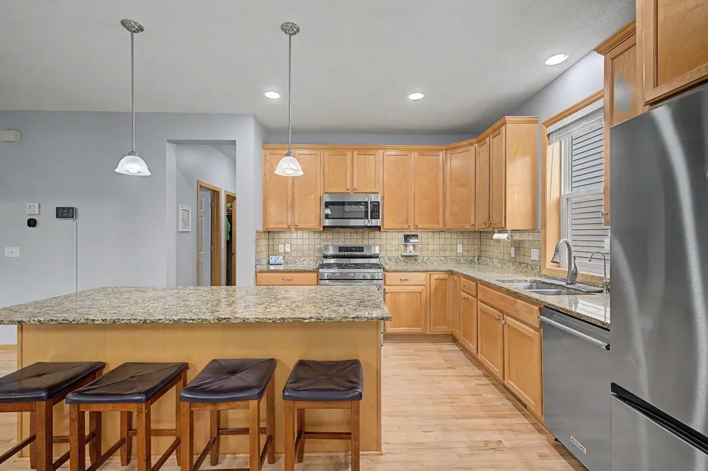 9906 Scott Avenue Brooklyn Park, MN 55443