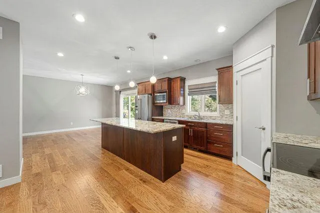 317 Oak Marsh Drive Mankato, MN 56001
