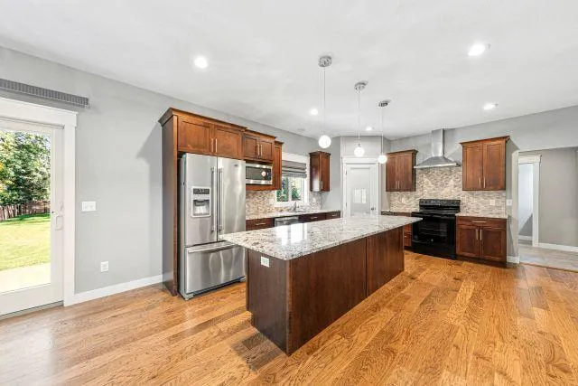 317 Oak Marsh Drive Mankato, MN 56001