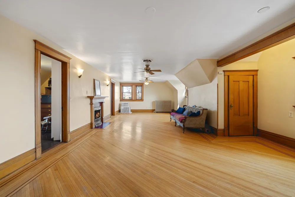 1100 3rd Avenue S Fargo, ND 58103
