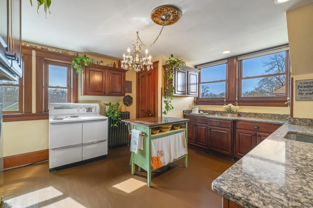 1100 3rd Avenue S Fargo, ND 58103